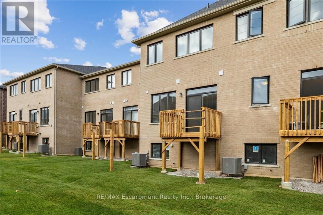 1396 National Common, Burlington, Ontario  L7P 0V6 - Photo 40 - W13228190