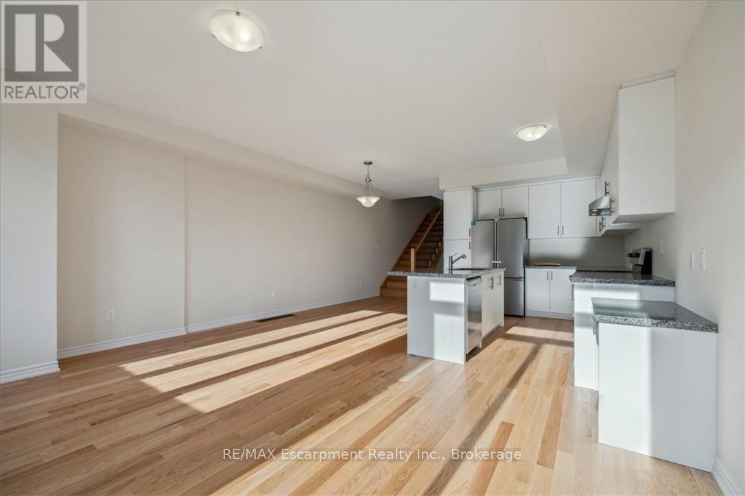 1396 National Common, Burlington, Ontario  L7P 0V6 - Photo 8 - W13228190