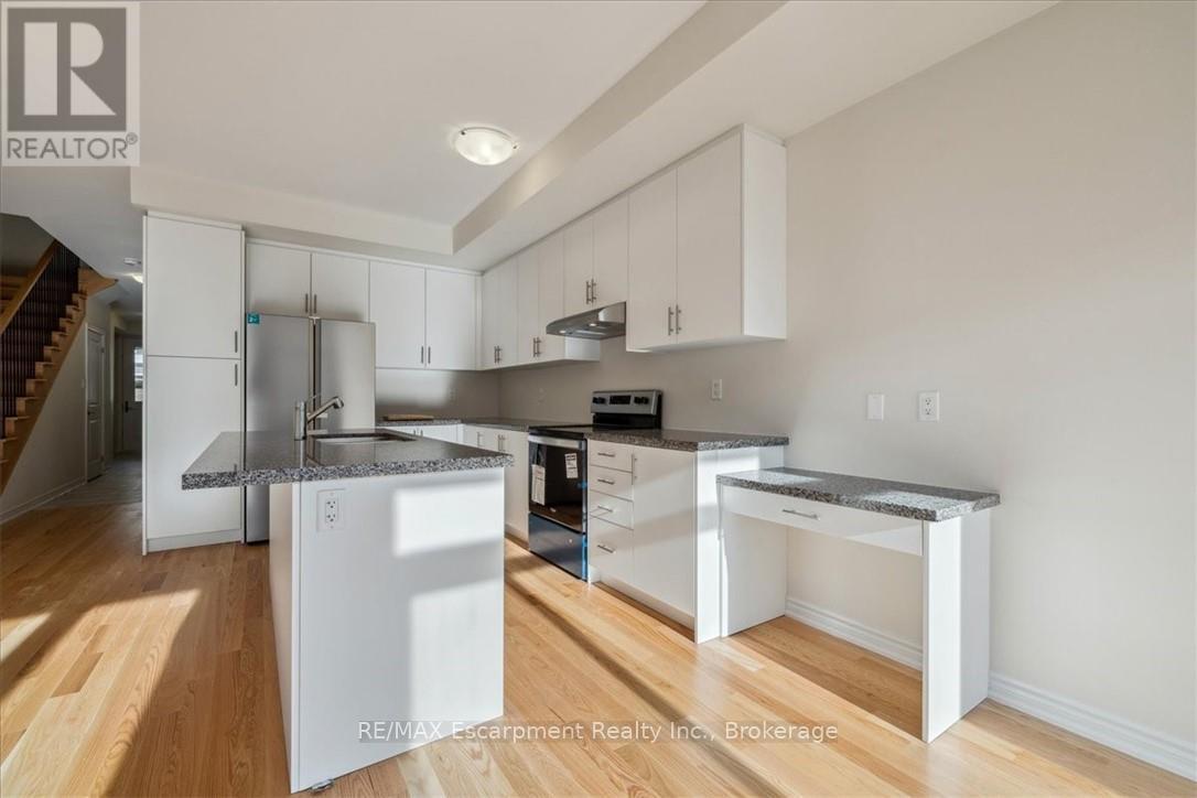 1396 National Common, Burlington, Ontario  L7P 0V6 - Photo 9 - W13228190