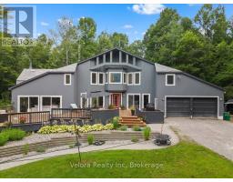 528 OPEONGO ROAD, Renfrew, Ontario
