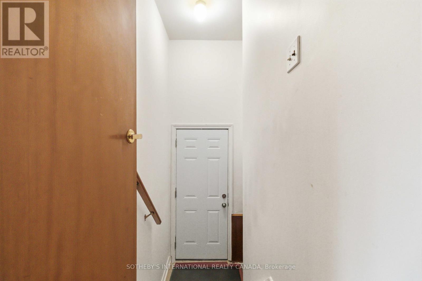 11 Pagoda Place, Toronto, Ontario  M9V 2V2 - Photo 16 - W13227920