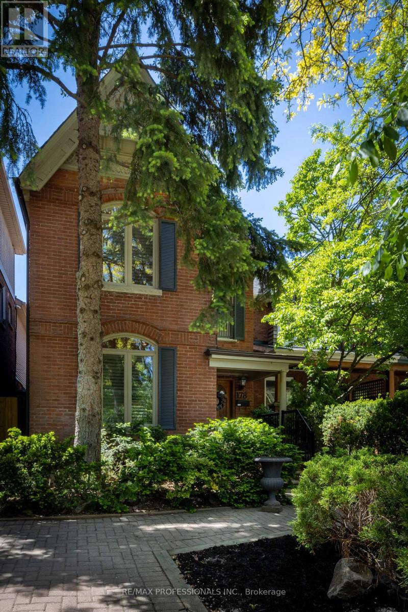 178 OAKMOUNT ROAD, Toronto, Ontario