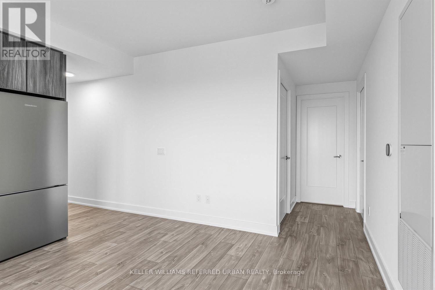 2112 - 60 Central Park Roadway, Toronto, Ontario  M9A 0E6 - Photo 12 - W13227964