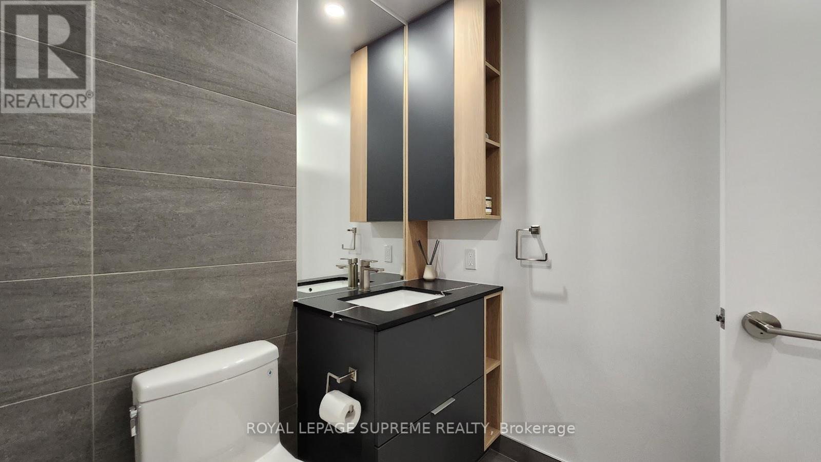 2705 - 1 Fairview Road E, Mississauga, Ontario  L5A 0B4 - Photo 15 - W13228032