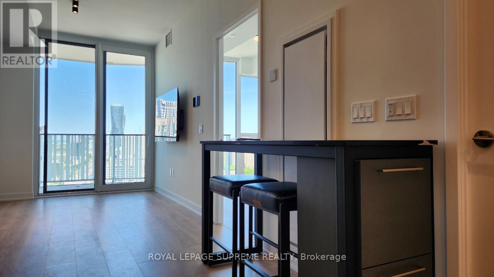 2705 - 1 Fairview Road E, Mississauga, Ontario  L5A 0B4 - Photo 5 - W13228032