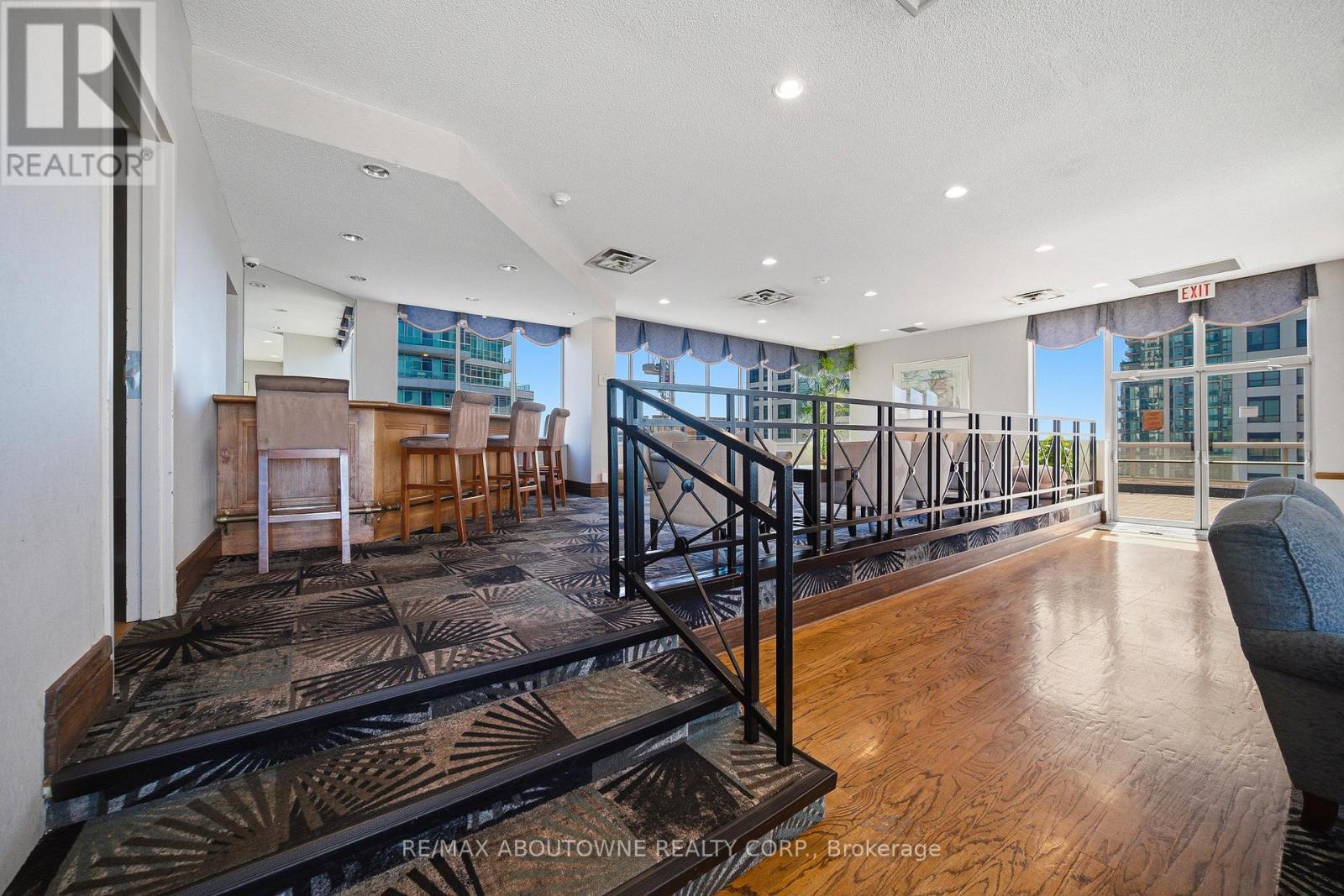 611 - 55 Elm Drive, Mississauga, Ontario  L5B 3Z3 - Photo 32 - W13228040