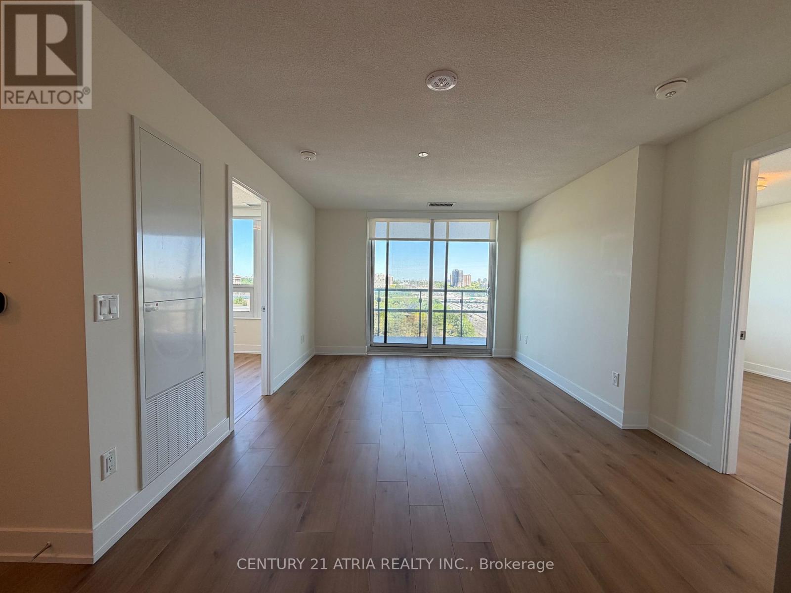 1005 - 10 Eva Road, Toronto, Ontario  M9C 0B3 - Photo 2 - W13228060