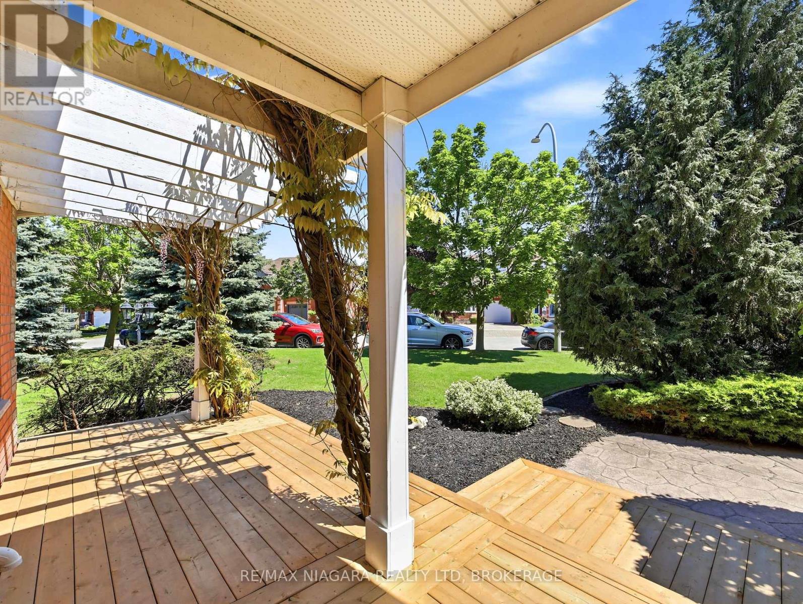 41 Morrison Crescent, Grimsby, Ontario  L3M 5K5 - Photo 2 - X13228118