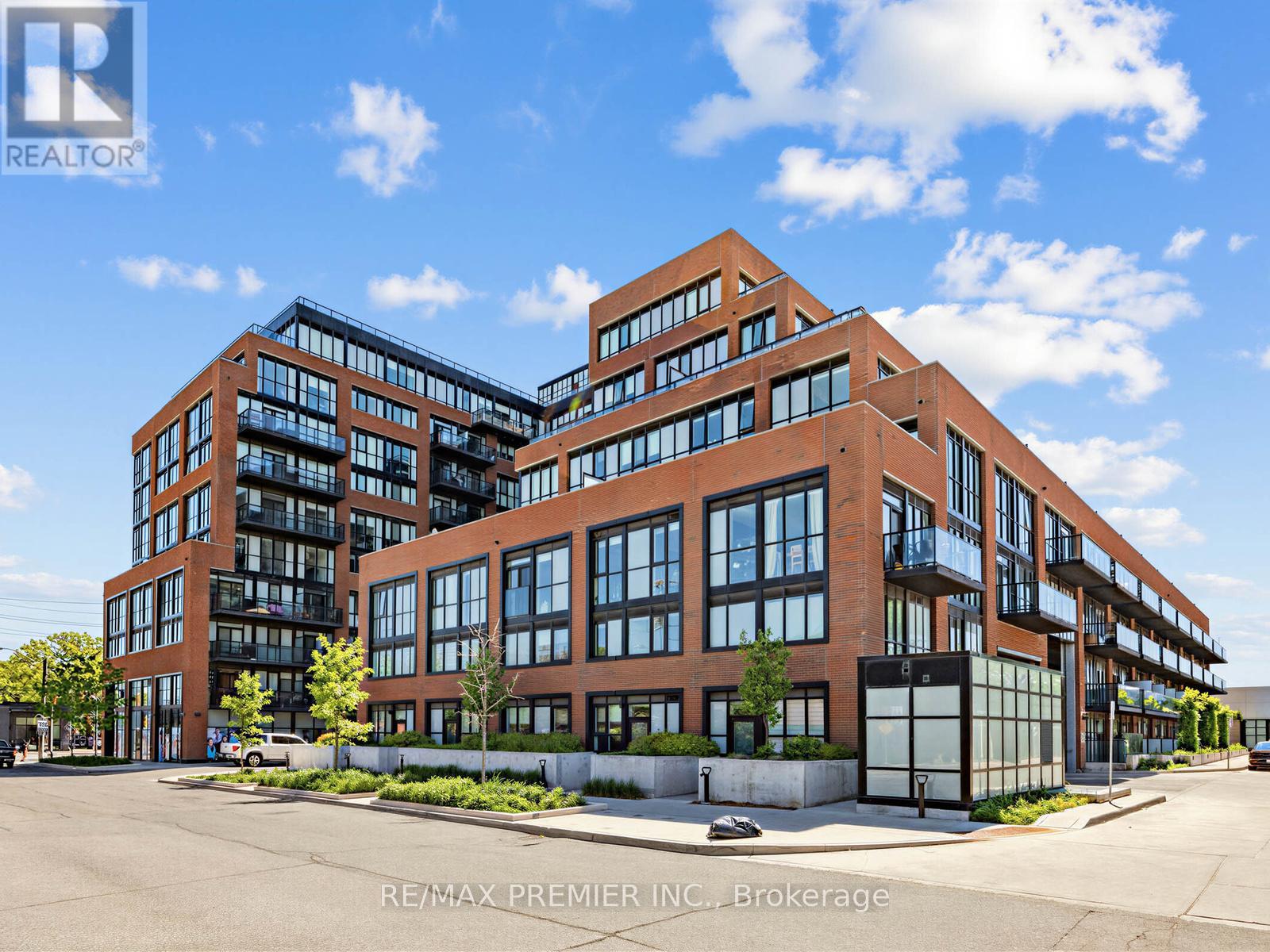615 - 2300 ST CLAIR AVENUE W, Toronto, Ontario