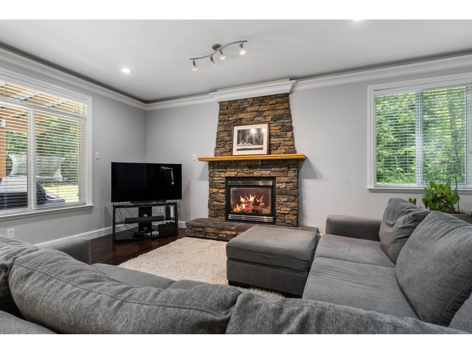 36319 Buckingham Drive, Abbotsford, British Columbia  V3G 3C8 - Photo 11 - R3130018