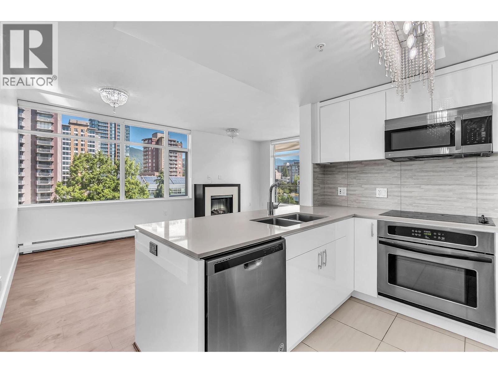 802 158 W 13th Street, North Vancouver, British Columbia  V7M 0A7 - Photo 13 - R3130442
