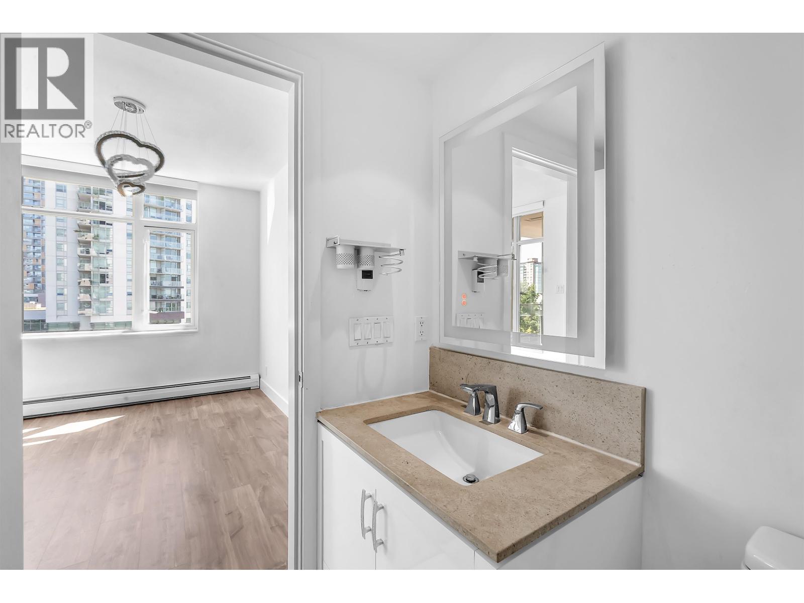 802 158 W 13th Street, North Vancouver, British Columbia  V7M 0A7 - Photo 29 - R3130442