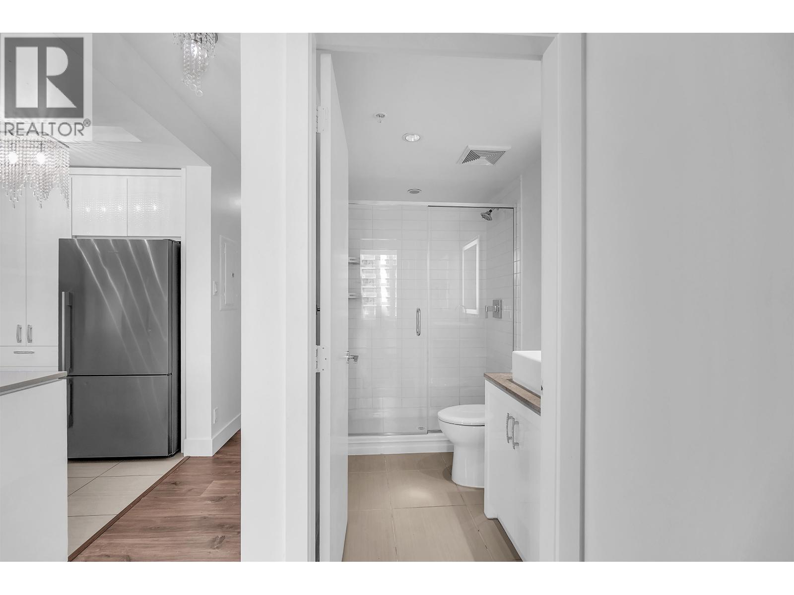 802 158 W 13th Street, North Vancouver, British Columbia  V7M 0A7 - Photo 16 - R3130442