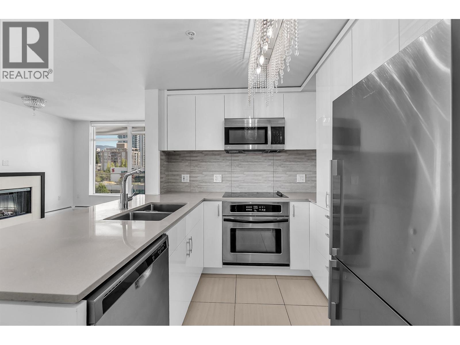 802 158 W 13th Street, North Vancouver, British Columbia  V7M 0A7 - Photo 12 - R3130442