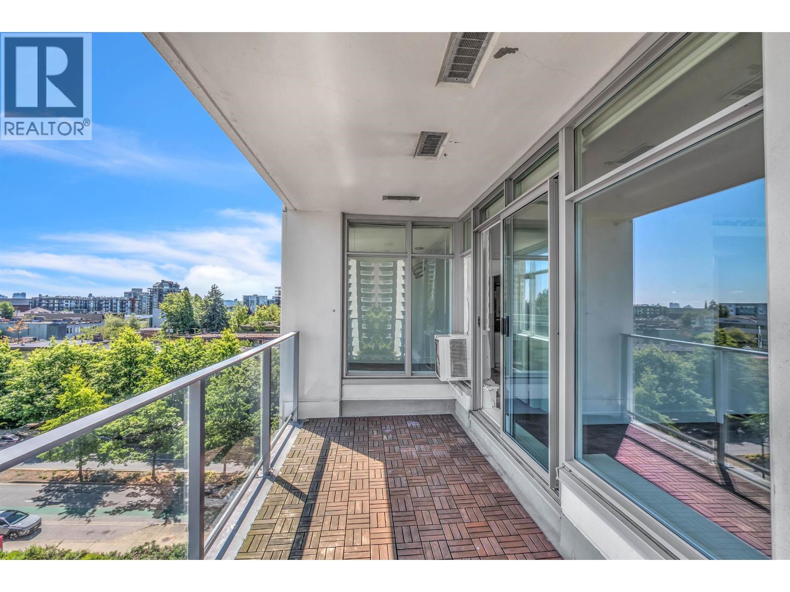 802 158 W 13th Street, North Vancouver, British Columbia  V7M 0A7 - Photo 34 - R3130442