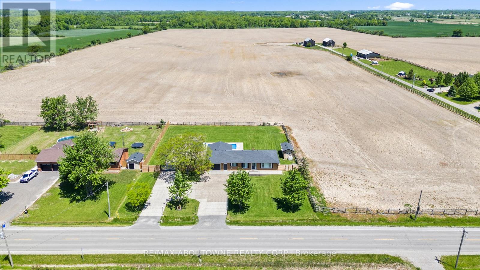 214 Binbrook Road, Hamilton, Ontario  L0R 1C0 - Photo 3 - X13228082