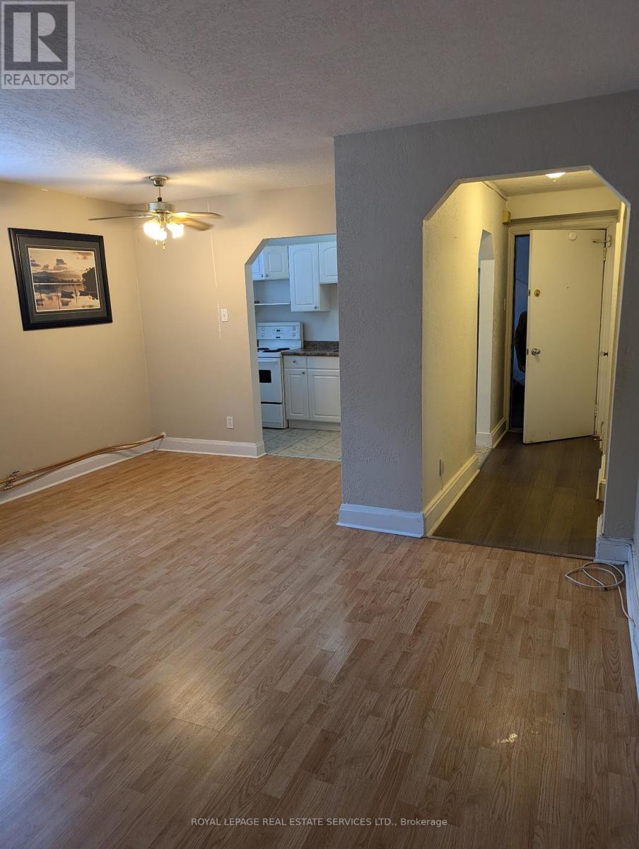 10 Rockwood Place, Hamilton, Ontario  L8N 2G2 - Photo 3 - X13228100