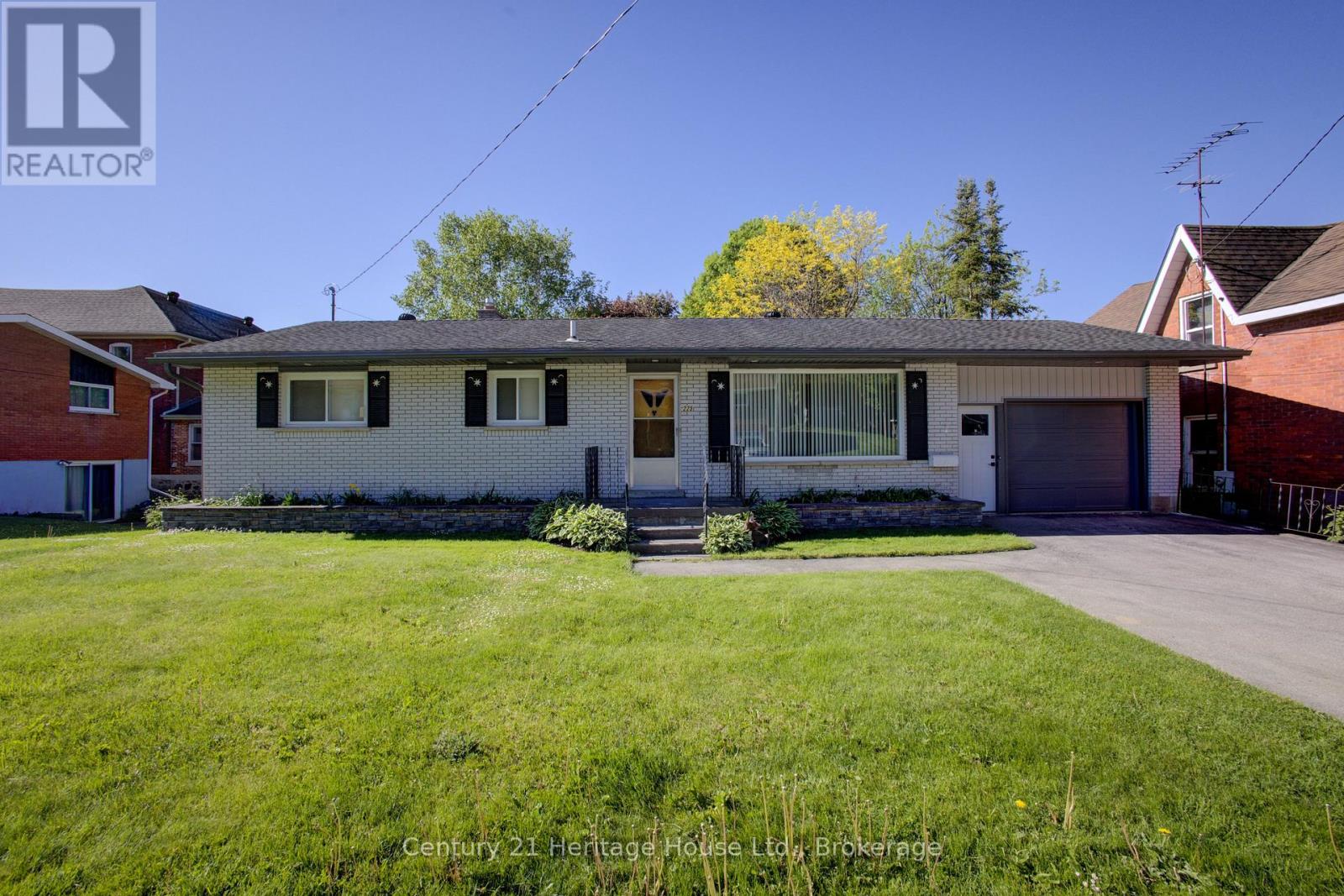 225-GEORGE-STREET-W, West-Grey
