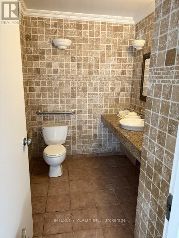 1st Floor & 2nd Floor - 3519 Bathurst Street, Toronto, Ontario  M6B 3B5 - Photo 48 - C13226704
