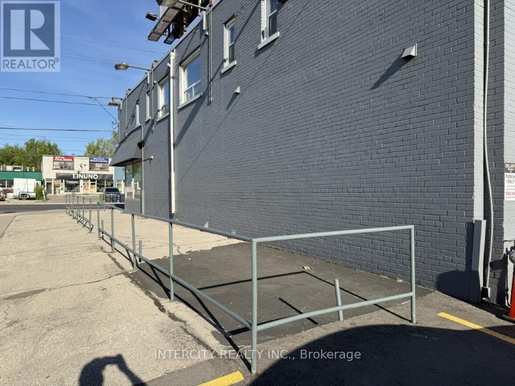 First Floor - 3519 Bathurst Street, Toronto, Ontario  M6B 3B5 - Photo 6 - C13226710