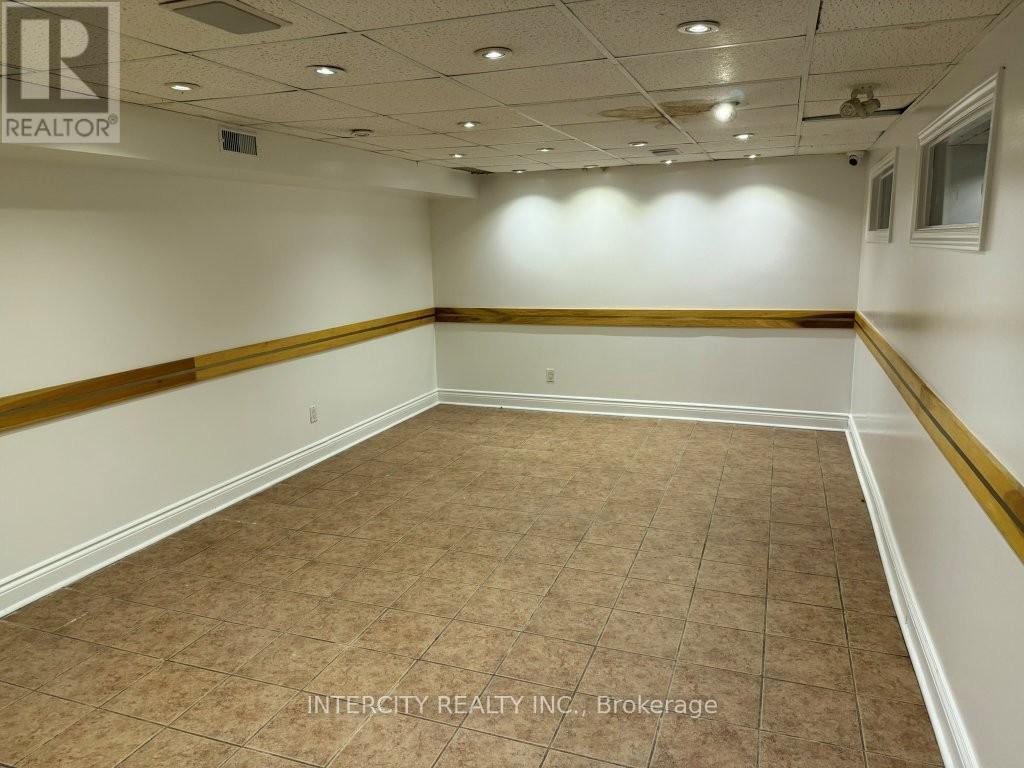 First Floor - 3519 Bathurst Street, Toronto, Ontario  M6B 3B5 - Photo 33 - C13226710