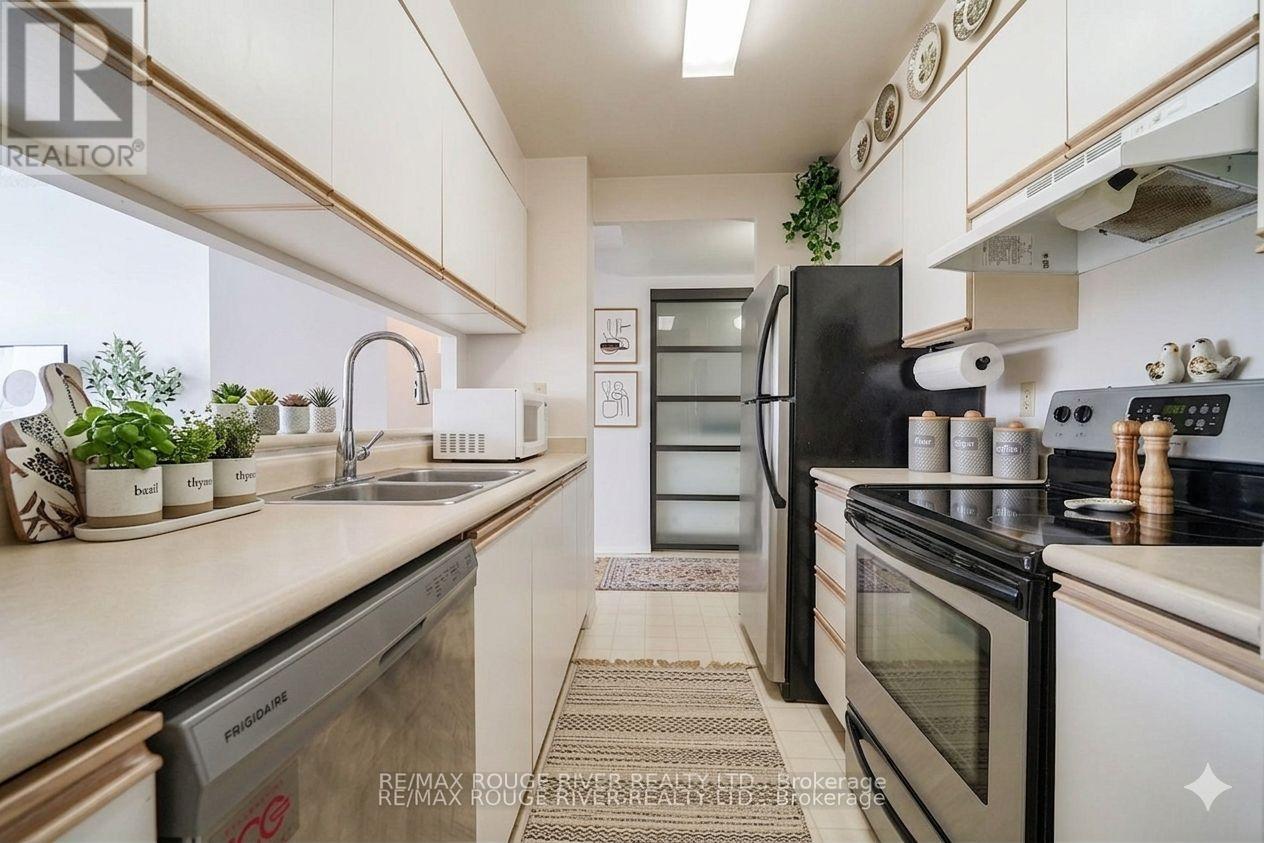 1706 - 90 Dale Avenue, Toronto, Ontario  M1J 3N4 - Photo 6 - E13180648