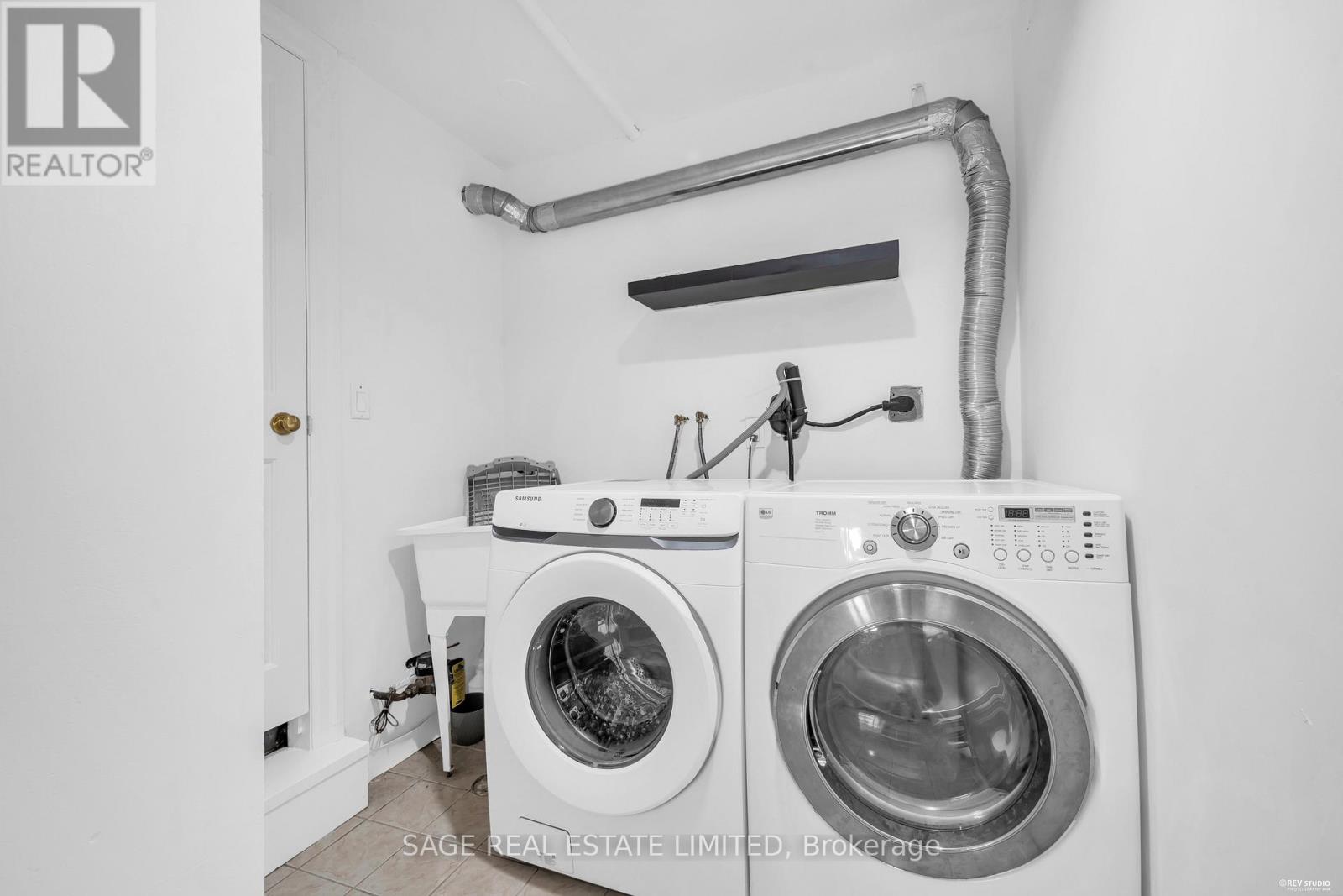 Basement - 53 Don Valley Drive, Toronto, Ontario  M4K 2J1 - Photo 14 - E13191934