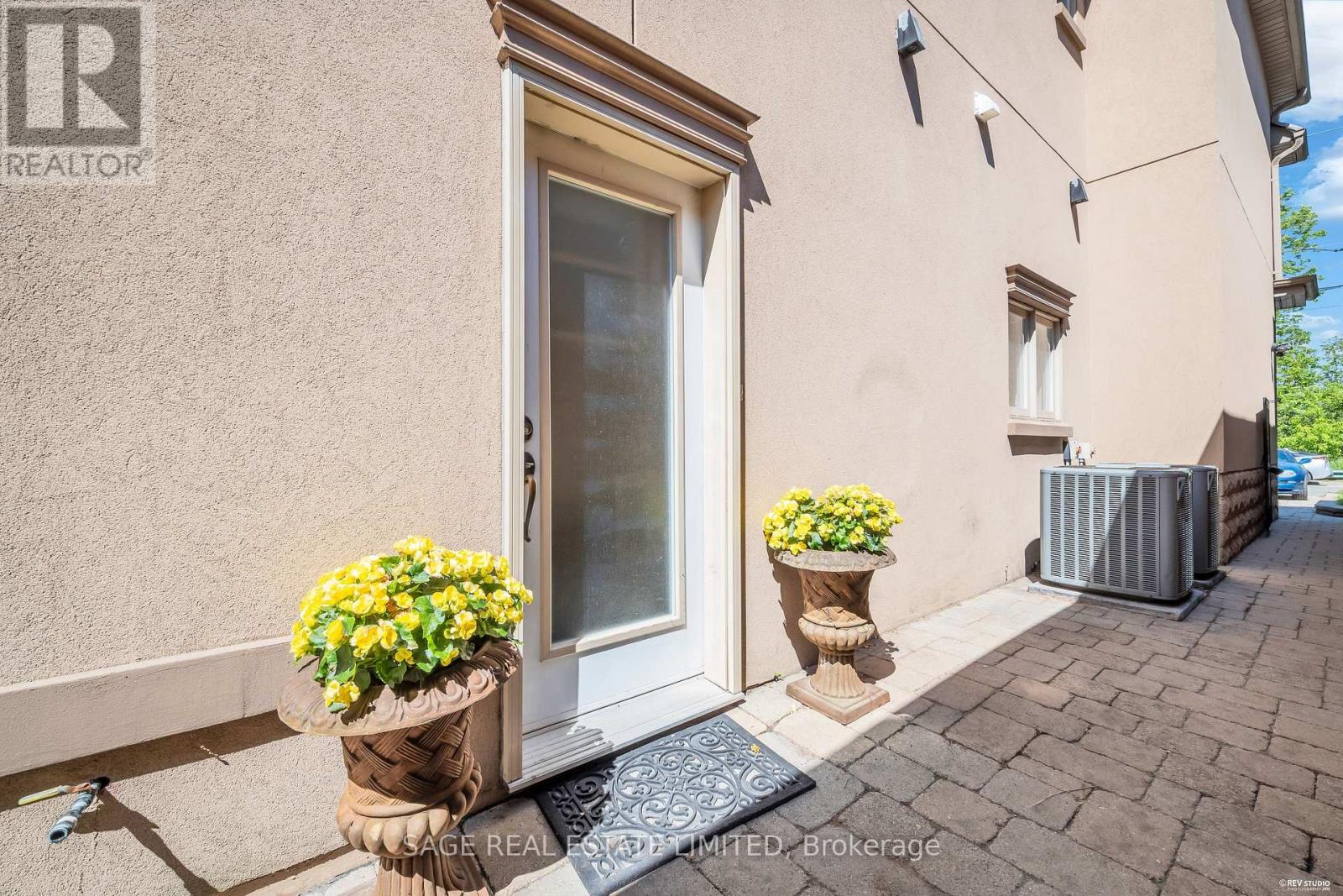 Basement - 53 Don Valley Drive, Toronto, Ontario  M4K 2J1 - Photo 25 - E13191934