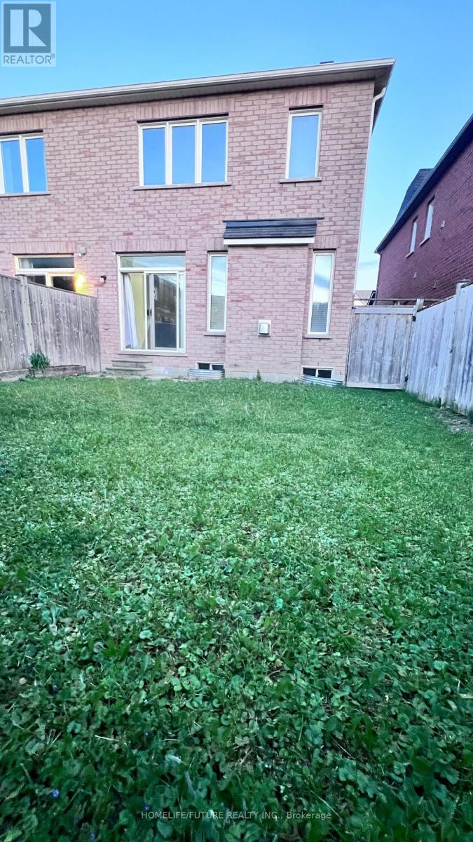 10 BROWN LANE, Whitchurch-Stouffville, Ontario