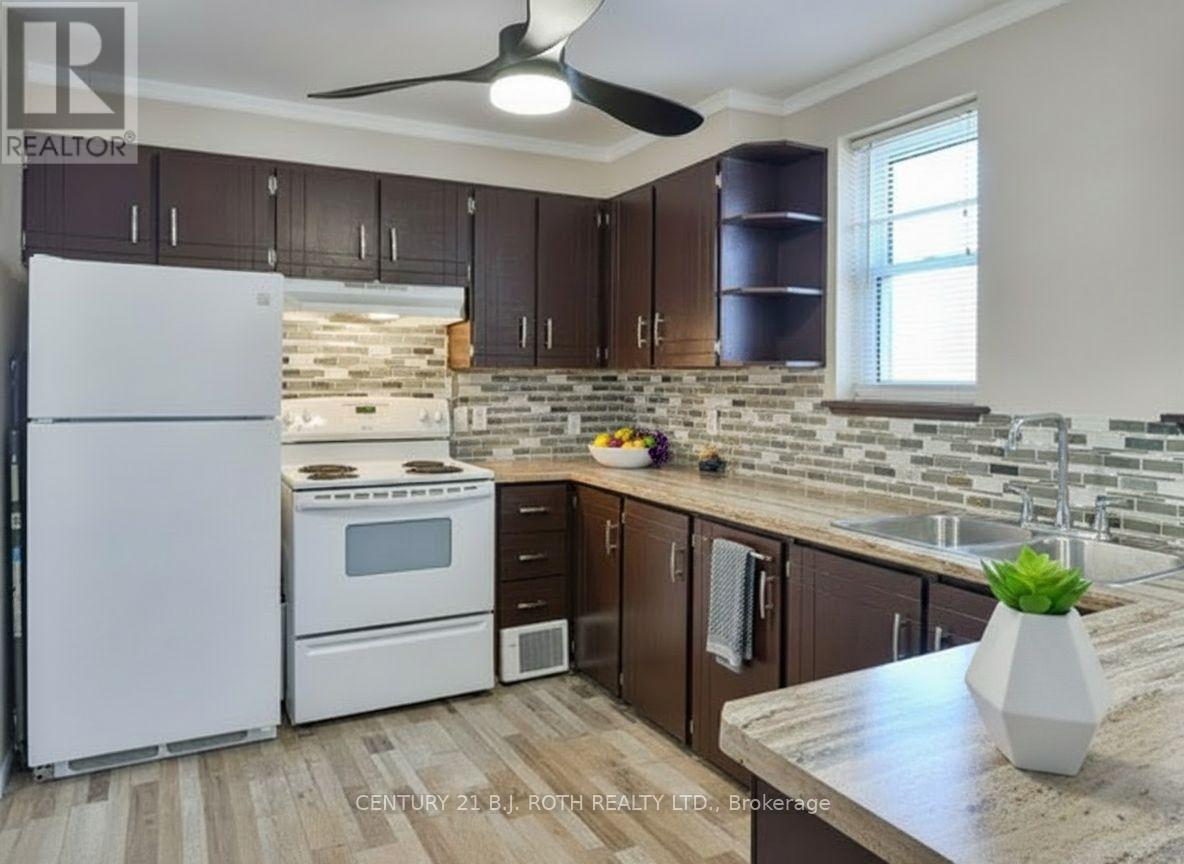 Unit 27 - 1 Paradise Boulevard S, Ramara, Ontario  L0K 1B0 - Photo 9 - S12983428