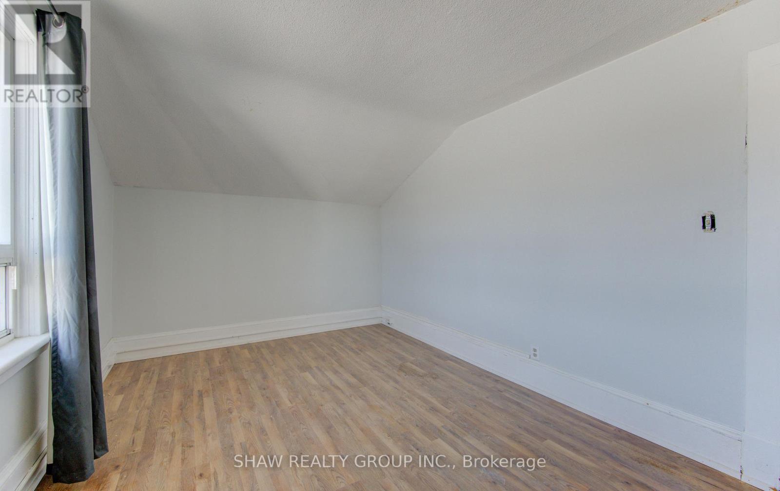11 Simcoe Street, Cambridge, Ontario  N1R 1N7 - Photo 18 - X12854588