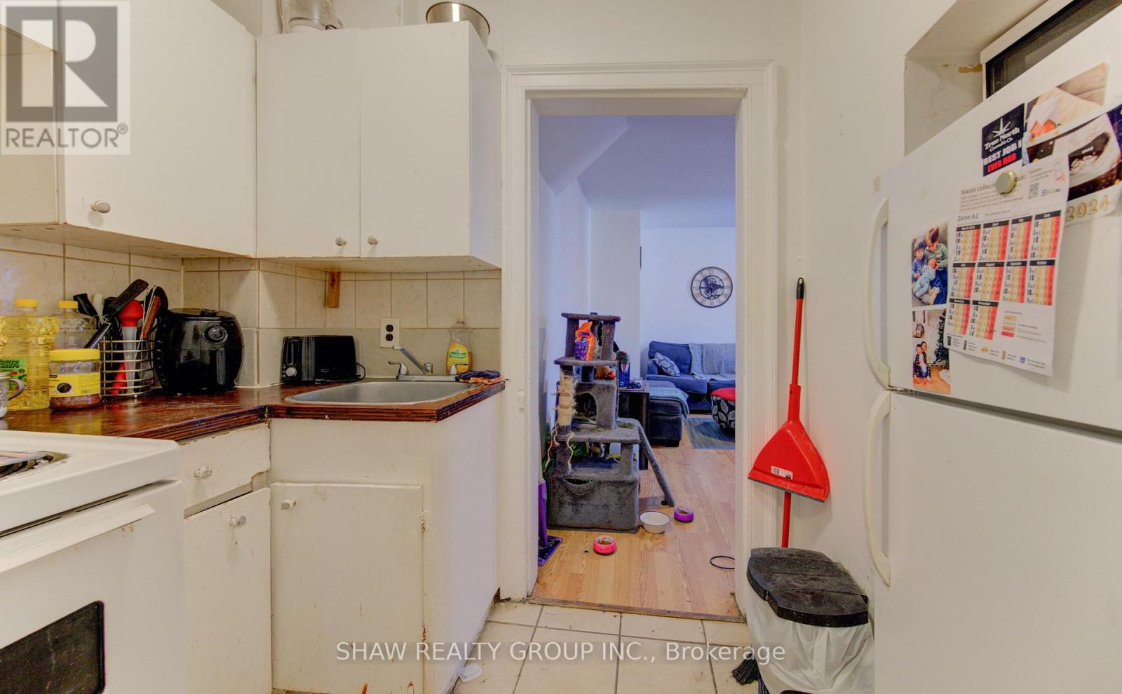 11 Simcoe Street, Cambridge, Ontario  N1R 1N7 - Photo 11 - X12854588