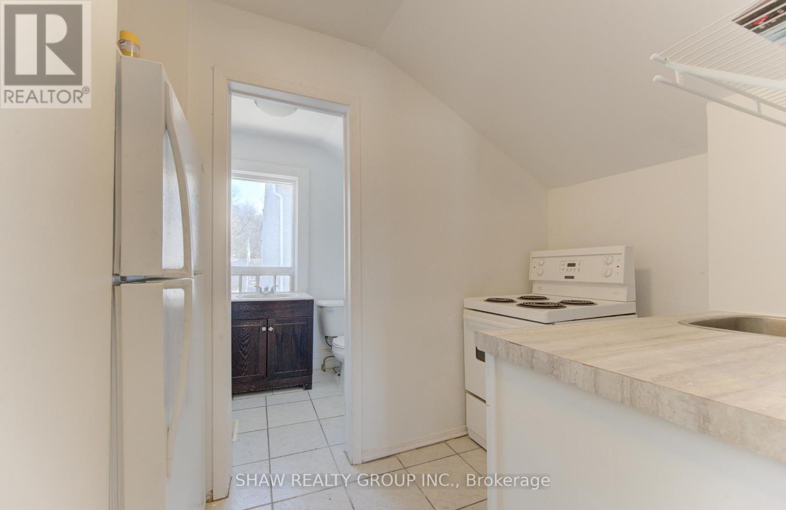 11 Simcoe Street, Cambridge, Ontario  N1R 1N7 - Photo 22 - X12854588