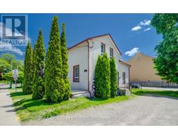 11 SIMCOE STREET, Cambridge, Ontario