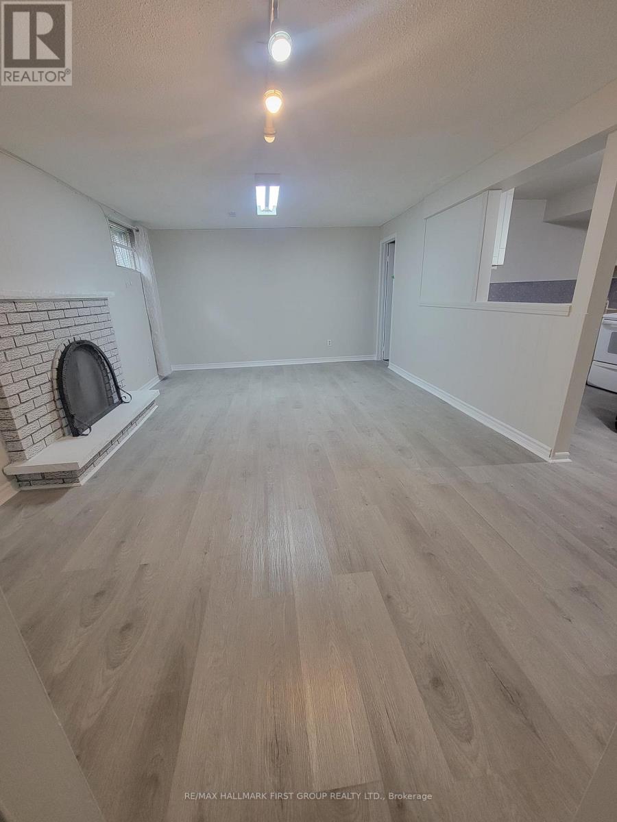 Unit A - 1903 Rosefield Road, Pickering, Ontario  L1V 3K2 - Photo 10 - E13211806