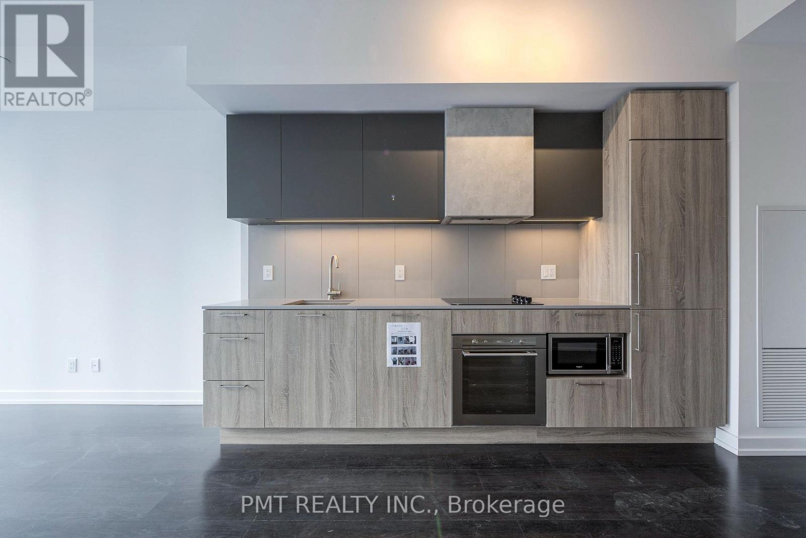 710 - 19 Western Battery Road, Toronto, Ontario  M6K 3S4 - Photo 3 - C13228144