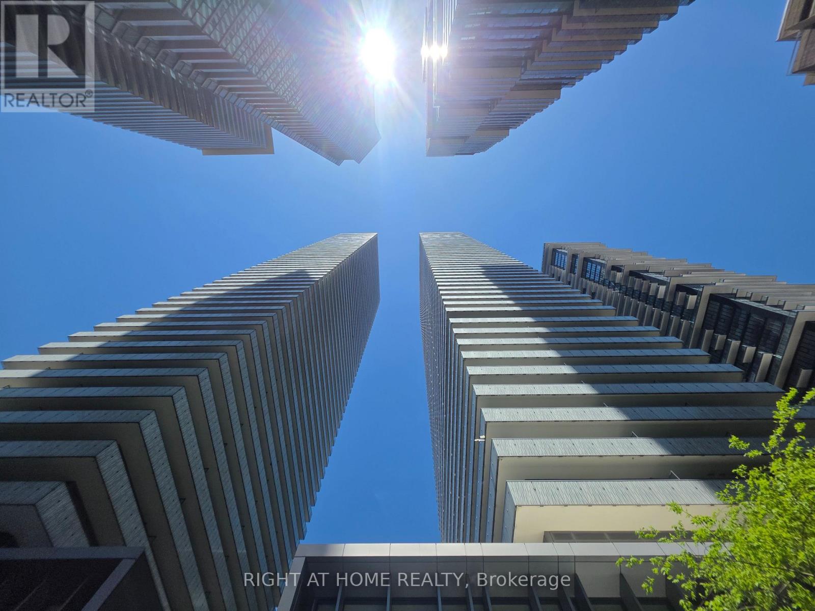 3813 - 50 Charles St E Street, Toronto, Ontario  M4Y 0C3 - Photo 2 - C13228150