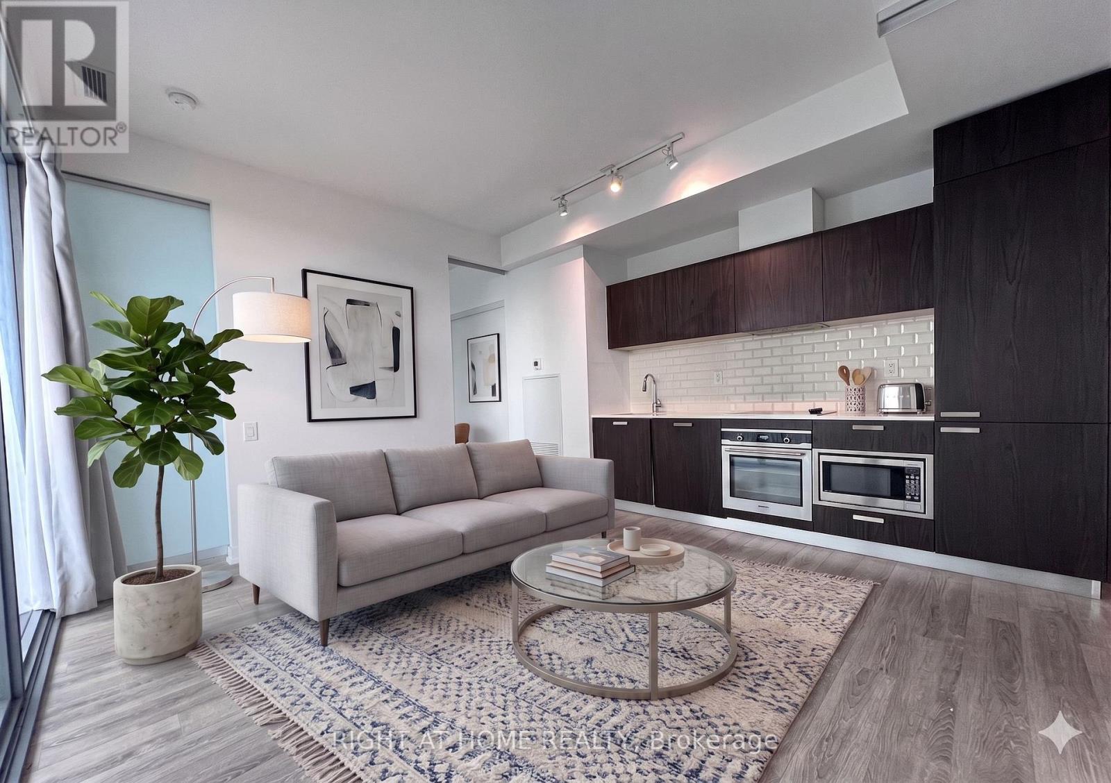 3813 - 50 Charles St E Street, Toronto, Ontario  M4Y 0C3 - Photo 9 - C13228150