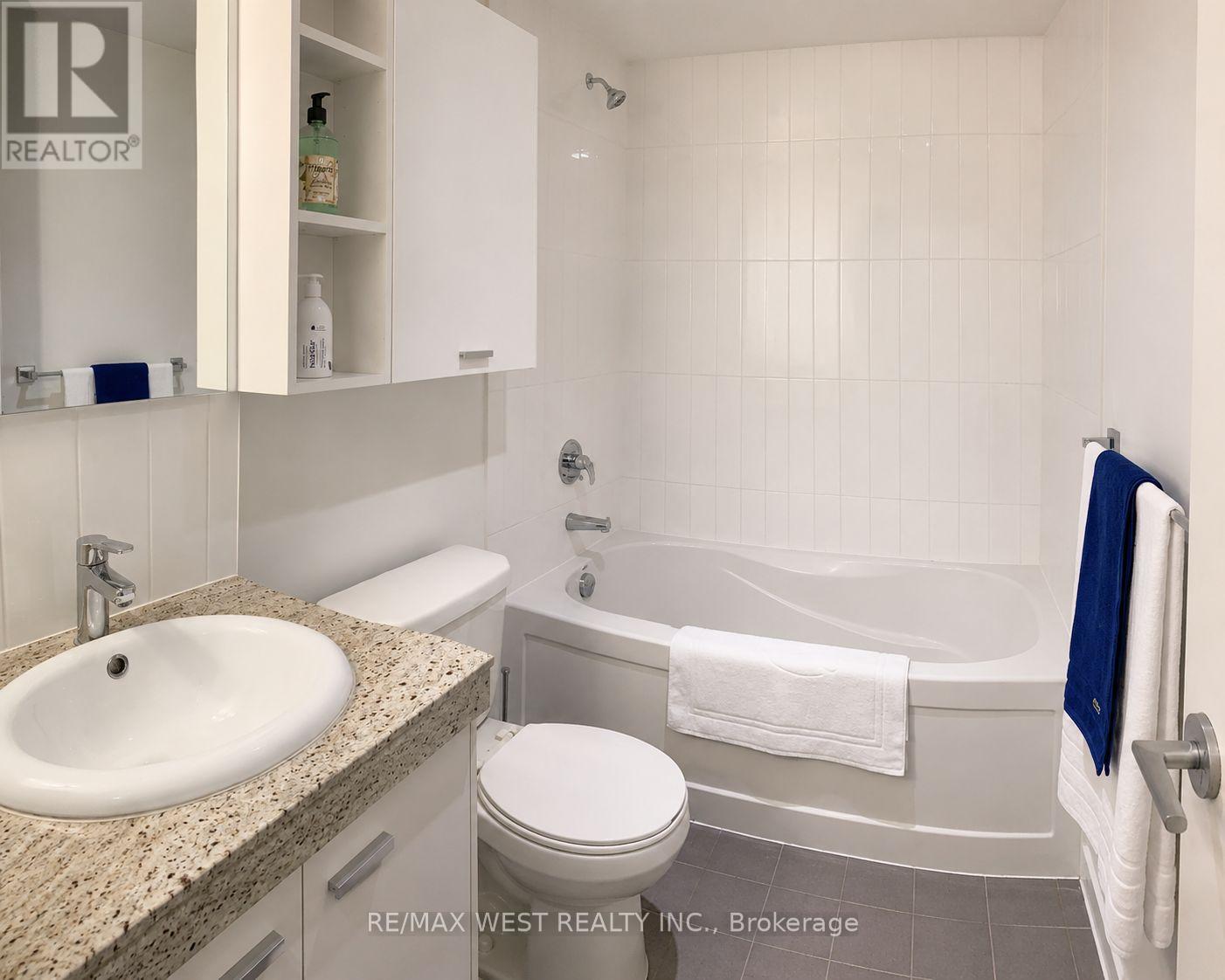 1208 - 33 Singer Court, Toronto, Ontario  M2K 0B4 - Photo 10 - C13228186