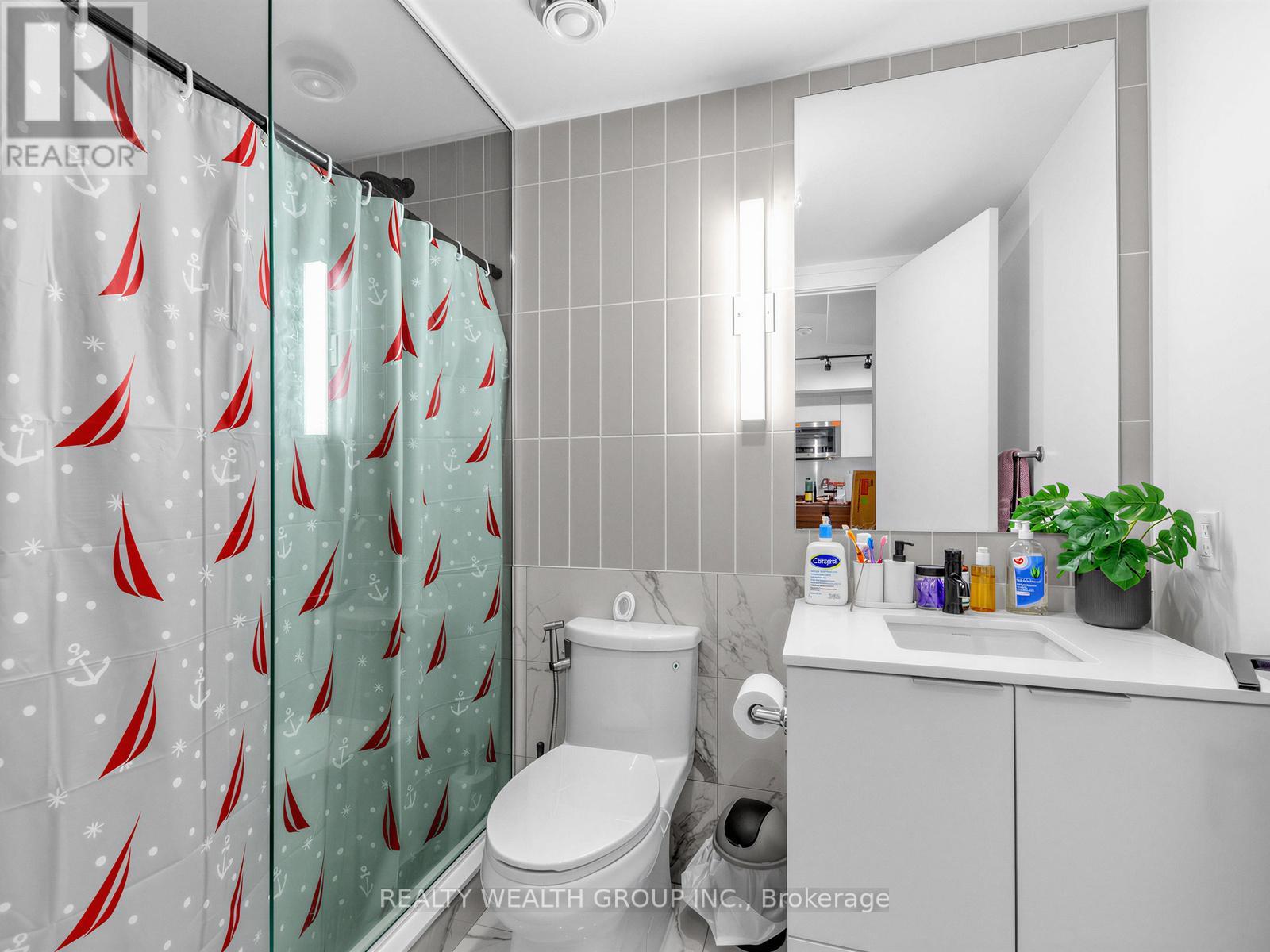 1305 - 327 King Street W, Toronto, Ontario  M5V 0W7 - Photo 12 - C13228248