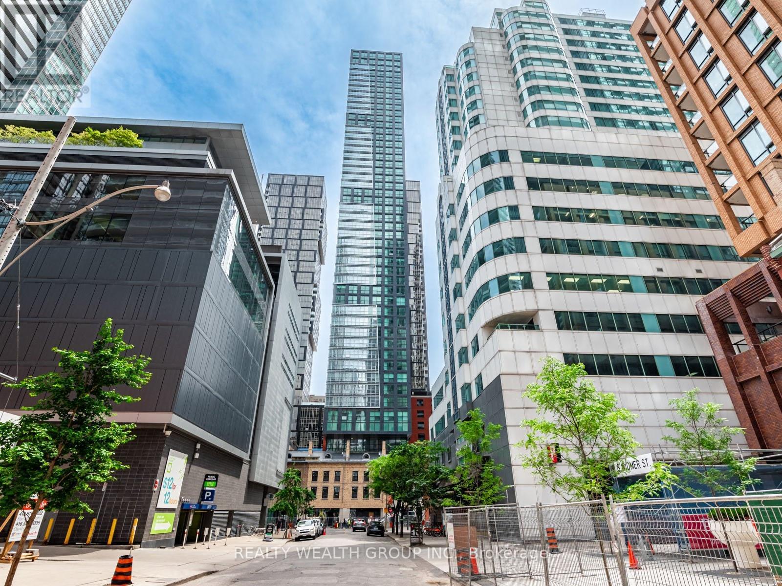 1305 - 327 King Street W, Toronto, Ontario  M5V 0W7 - Photo 16 - C13228248