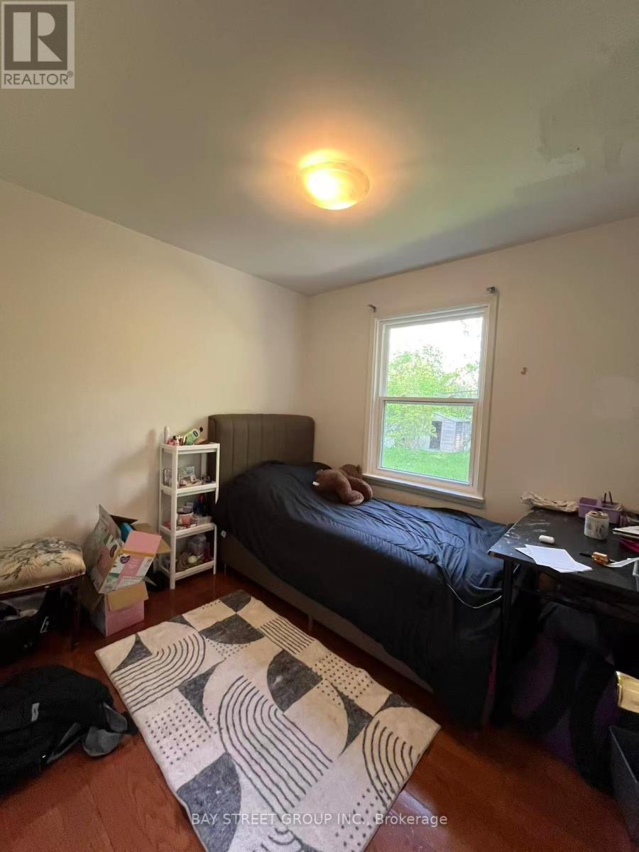 31 Kenton Drive, Toronto, Ontario  M2R 2H6 - Photo 15 - C13228342