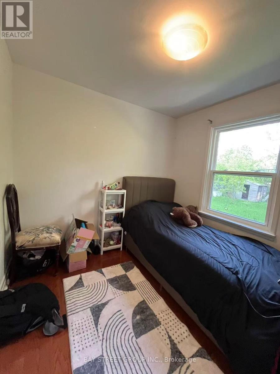 31 Kenton Drive, Toronto, Ontario  M2R 2H6 - Photo 16 - C13228342