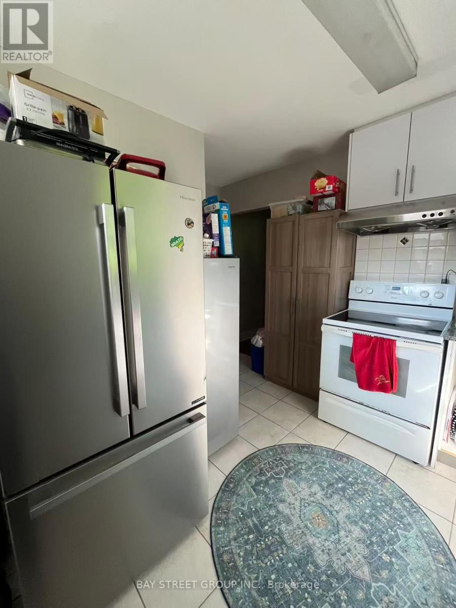 31 Kenton Drive, Toronto, Ontario  M2R 2H6 - Photo 19 - C13228342