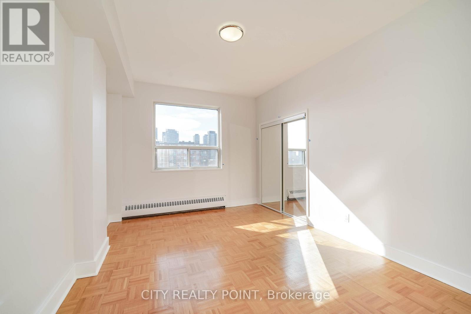 201 - 490 Eglinton Avenue E, Toronto, Ontario  M4P 1M4 - Photo 10 - C13228506