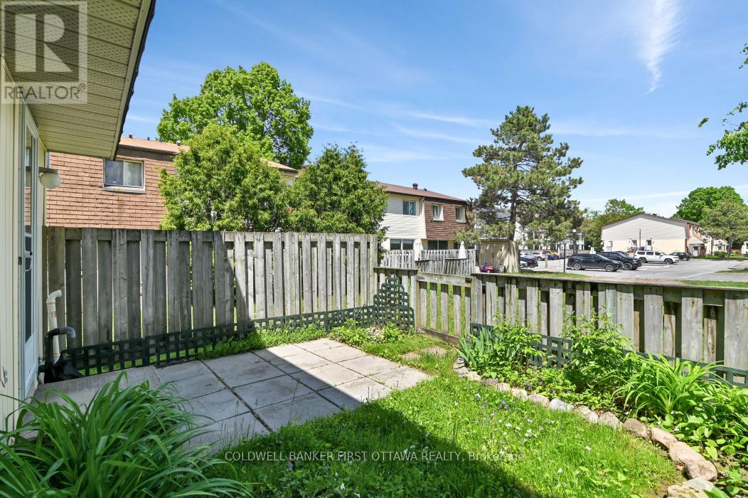 86f Seyton Drive, Ottawa, Ontario  K2H 8W5 - Photo 37 - X13223938