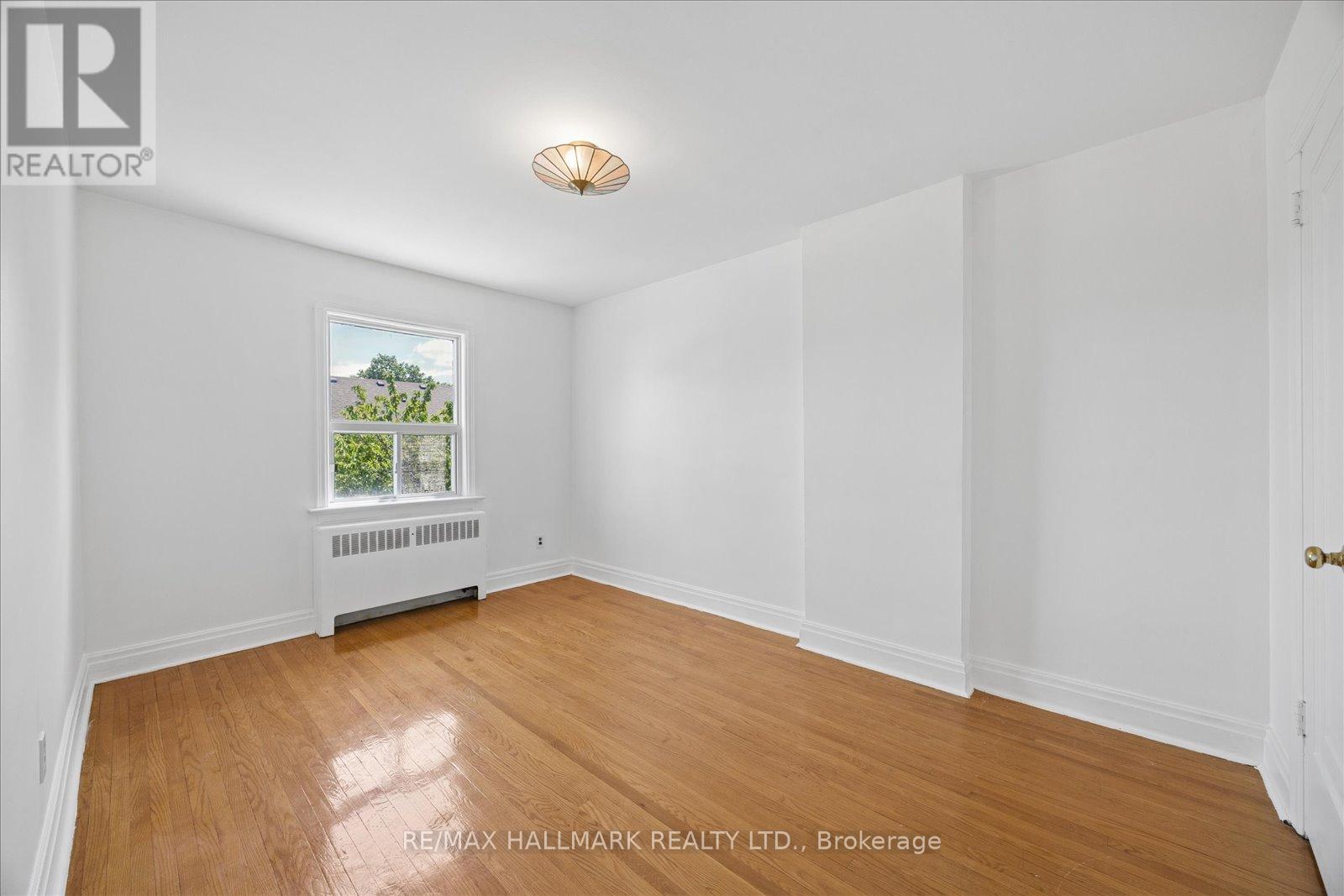 483 Cosburn Avenue, Toronto, Ontario  M4J 2N6 - Photo 25 - E13228194