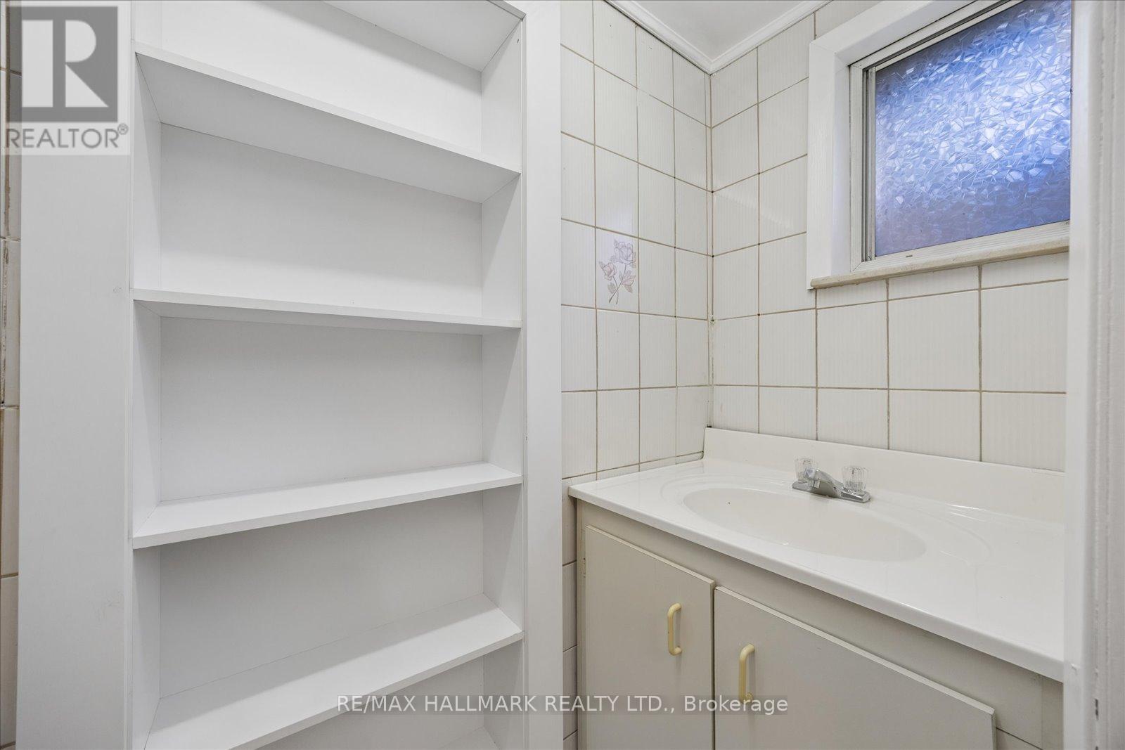 483 Cosburn Avenue, Toronto, Ontario  M4J 2N6 - Photo 37 - E13228194