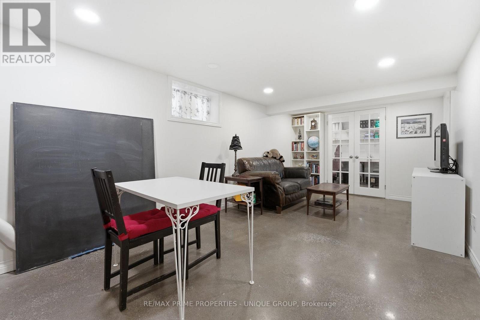 78 Glen Davis Crescent, Toronto, Ontario  M4E 1X5 - Photo 21 - E13228234