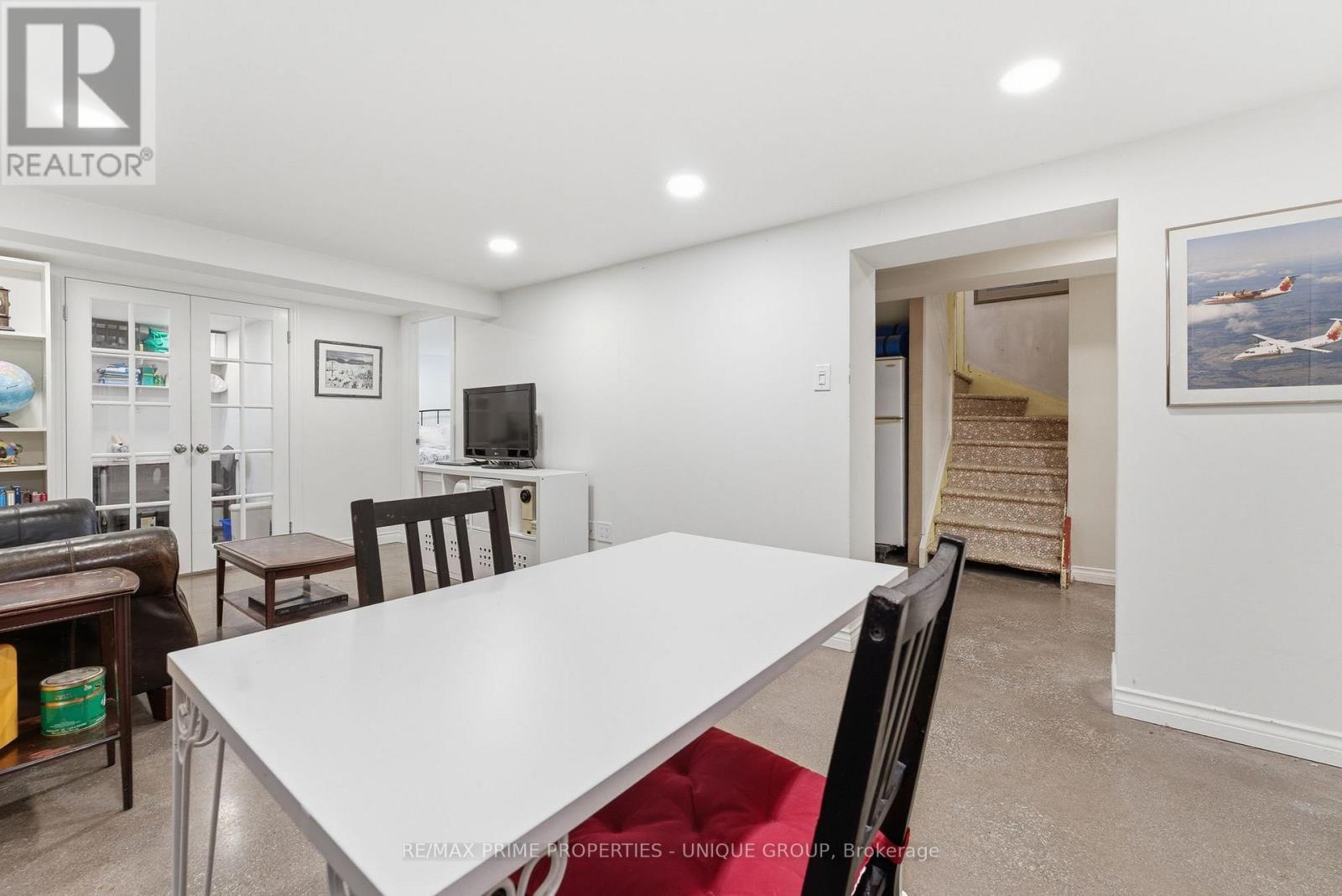 78 Glen Davis Crescent, Toronto, Ontario  M4E 1X5 - Photo 22 - E13228234